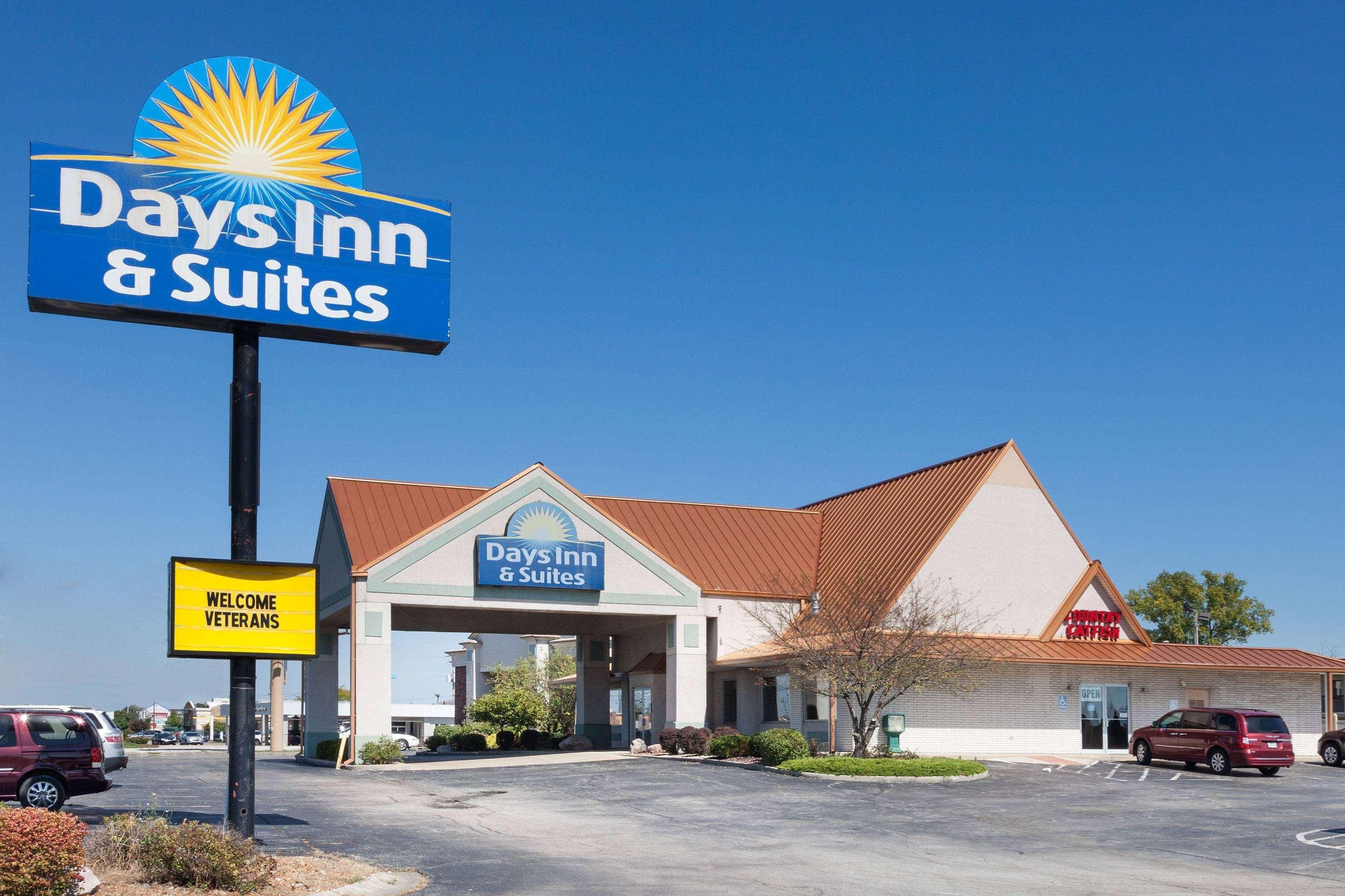 Days Inn & Suites By Wyndham Kokomo Exterior foto